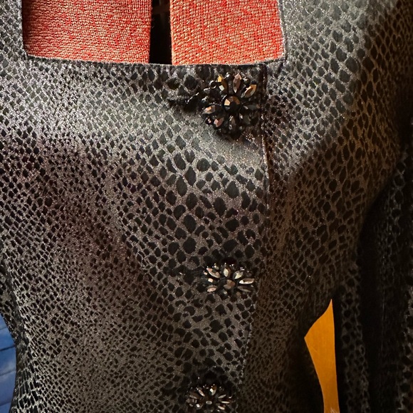 SOLINI New York Elegant Cache Evening Suit Snakeskin Black Metallic Silver 4 - Picture 4 of 16